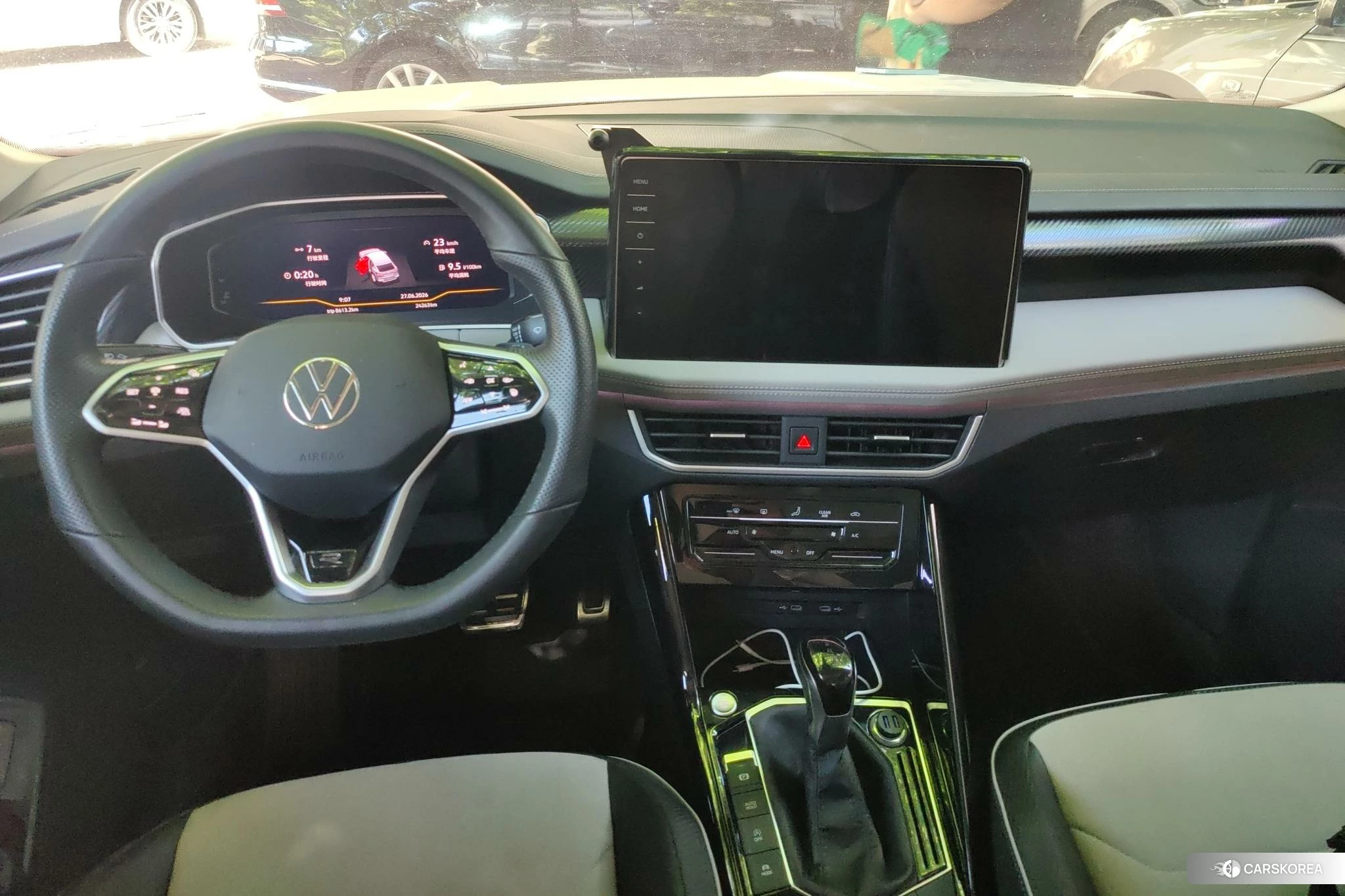 Volkswagen Tanyue X 2022 Белый из Китая, фото 2