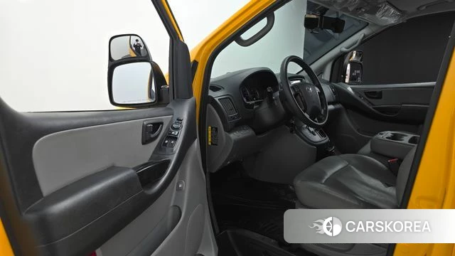 Hyundai The New Grand Starex 2019 Желтый из Кореи, фото 2