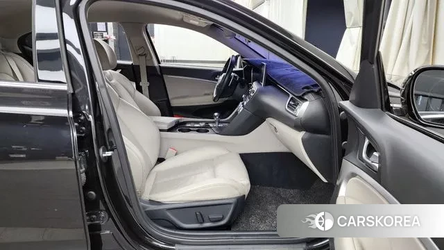 Genesis G70 2019 Черный из Кореи, фото 2