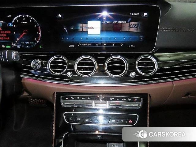 Mercedes-Benz E-Class W213 2021 Черный из Кореи, фото 2