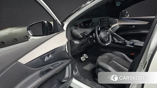 Peugeot 5008 second generation 2021 Белый из Кореи, фото 2