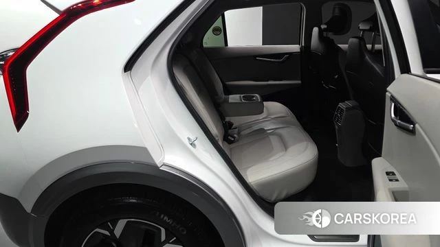 Kia Di All New Niro EV 2022 Белый из Кореи, фото 2