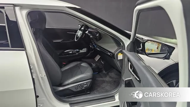 Kia EV6 2023 Белый из Кореи, фото 2