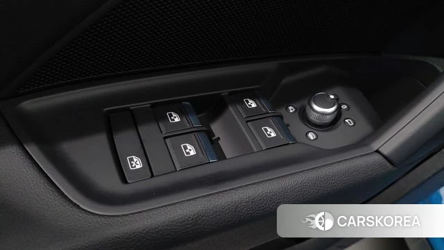 Audi A3 (8Y) 2022 Синий из Кореи, фото 2