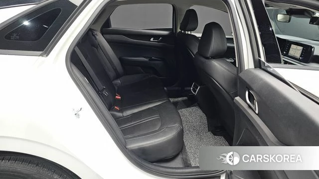 Kia K5 3rd generation 2023 Белый из Кореи, фото 2