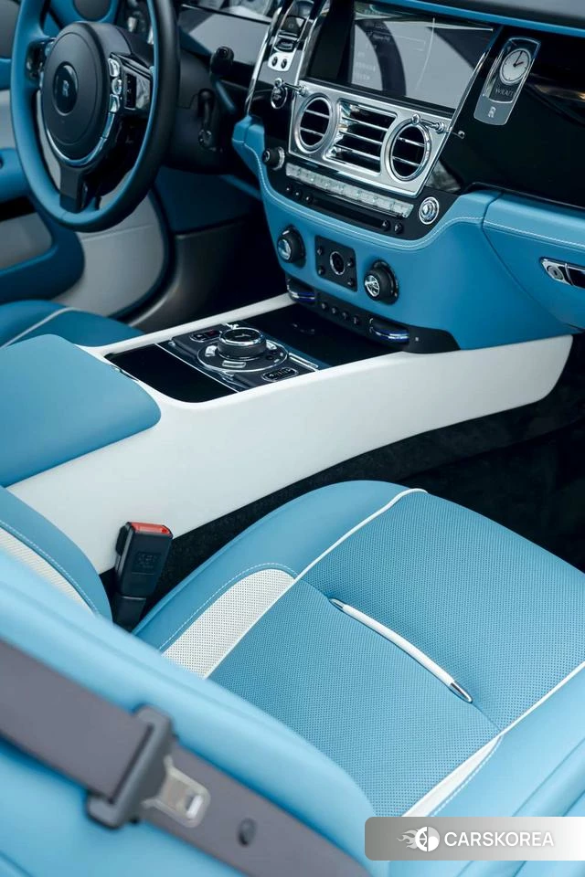 Rolls-Royce Phantom 2021 Белый из Китая, фото 2