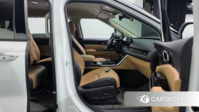 Kia Carnival 4th generation 2022 Белый из Кореи, фото 2