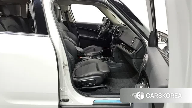 Mini Cooper Countryman 2023 Белый из Кореи, фото 2