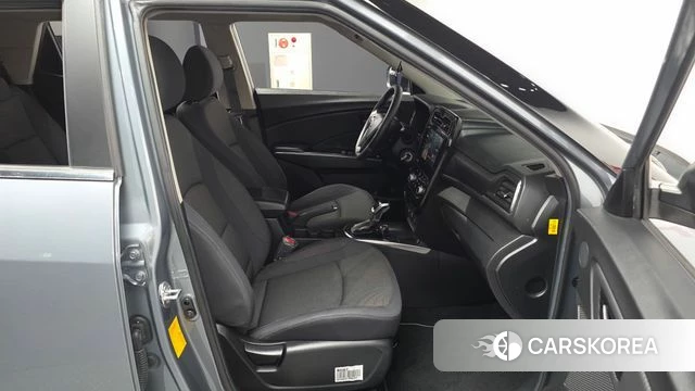 Ssangyong Tivoli Air 2022 Серебряный из Кореи, фото 2