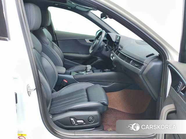 Audi A4L 2024 Белый из Китая, фото 2
