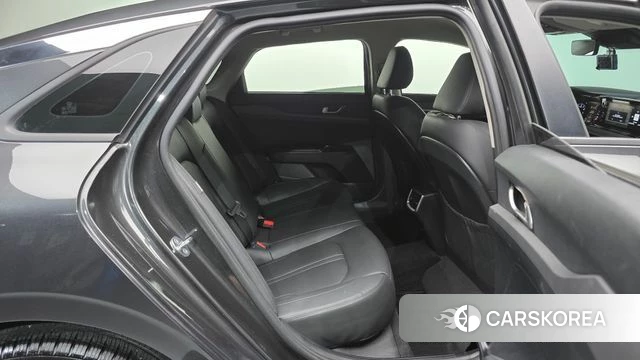 Kia K5 3rd generation 2021 Серый из Кореи, фото 2