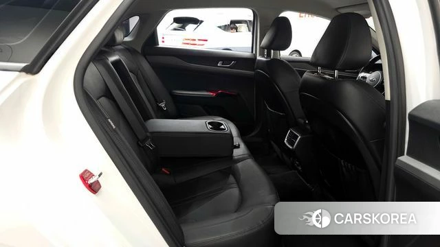 Kia K5 3rd generation 2020 Белый из Кореи, фото 2