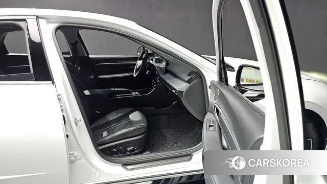 Hyundai Sonata D Edge (DN8) 2025 Белый из Кореи, фото 2