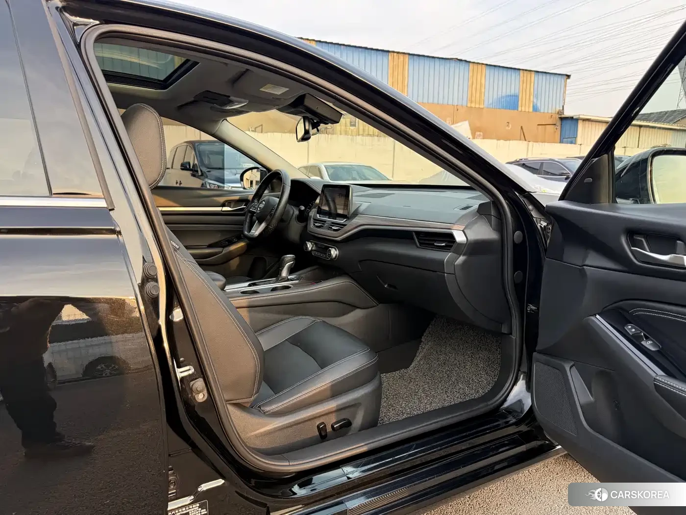 Nissan Altima 2022 Черный из Китая, фото 2