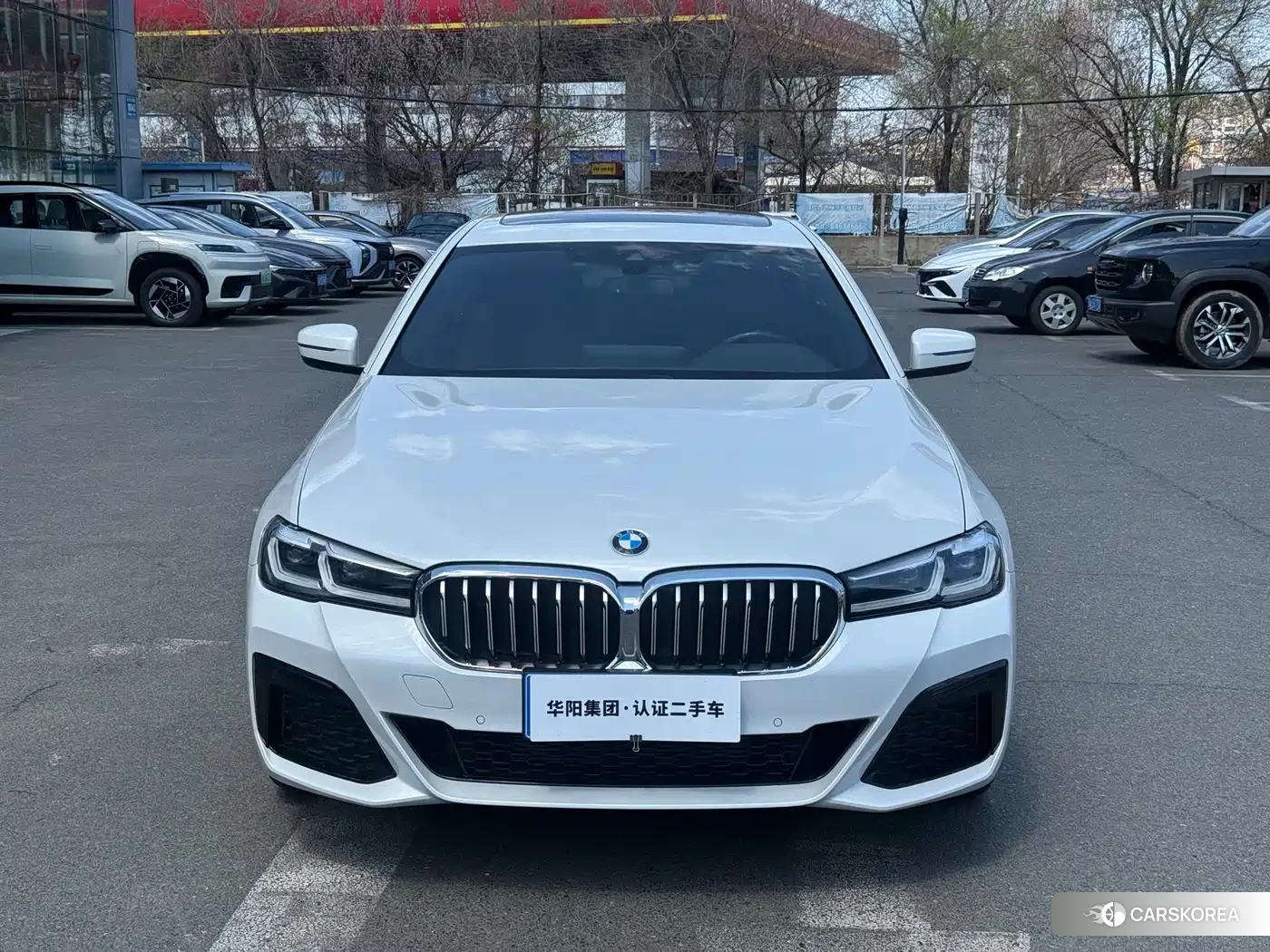 BMW 5 series 2022 Белый из Китая, фото 2