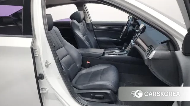 Honda Accord 10th Generation 2018 Белый из Кореи, фото 2