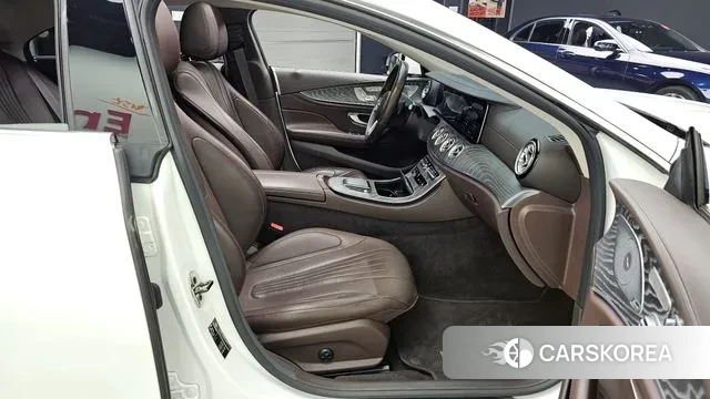 Mercedes-Benz CLS-Class C257 2020 Белый из Кореи, фото 2