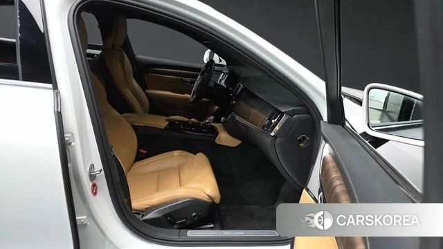 Volvo S90 2022 Белый из Кореи, фото 2