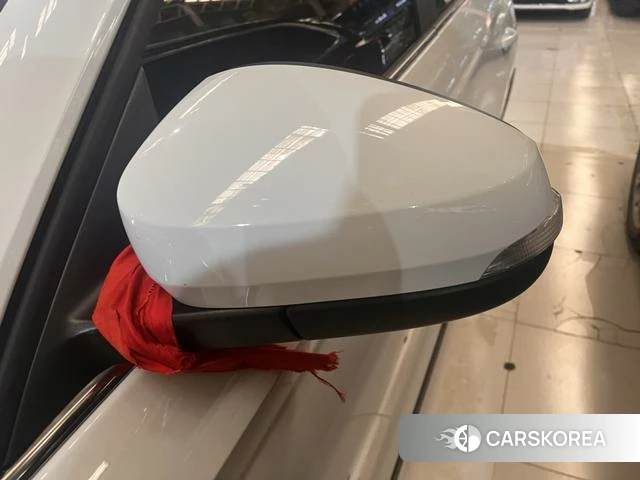 Skoda Komick 2024 Белый из Китая, фото 2
