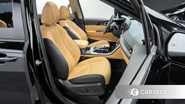 Kia Carnival 4th generation 2023 Черный из Кореи, фото 2