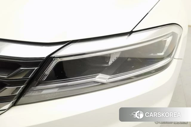 Volkswagen Lavida 2020 Белый из Китая, фото 2