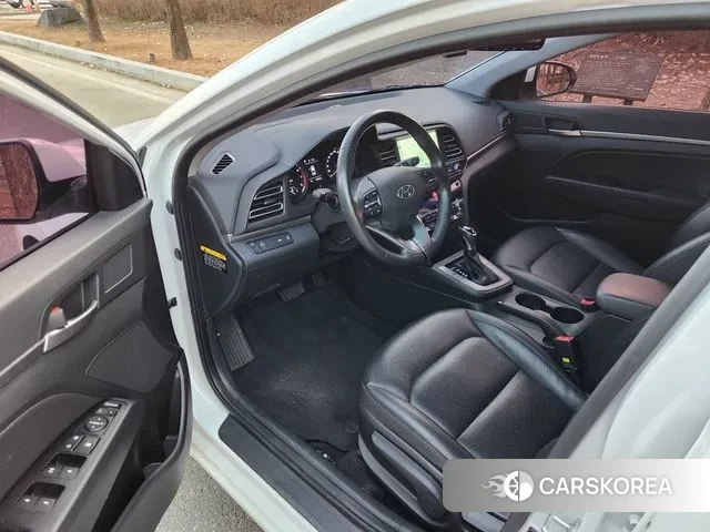 Hyundai The New Avante AD 2018 Белый из Кореи, фото 2