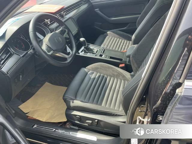 Volkswagen Magotan 2021 Черный из Китая, фото 2