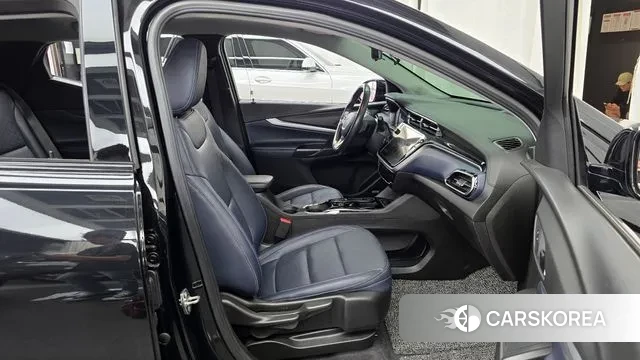 Chevrolet (GM Daewoo) Bolt EUV 2022 Черный из Кореи, фото 2