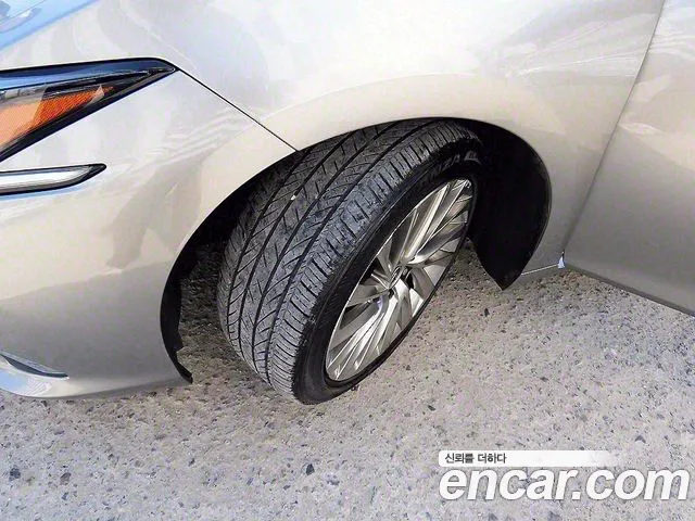 Lexus ES300h 7th generation id 2682207 из Кореи 2