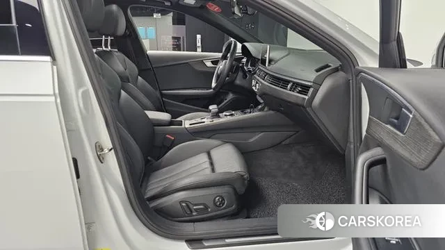 Audi A4 (B9) 2019 Белый из Кореи, фото 2