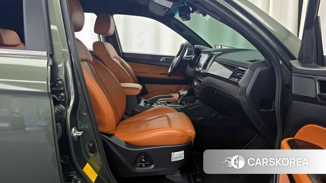 Ssangyong The New Rexton Sports Cannes 2021 Темно-зеленый из Кореи, фото 2