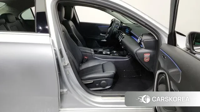 Mercedes-Benz A-Class W177 2020 Серебряный из Кореи, фото 2