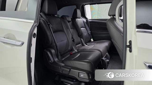 Honda Odyssey 2018 Белый из Кореи, фото 2