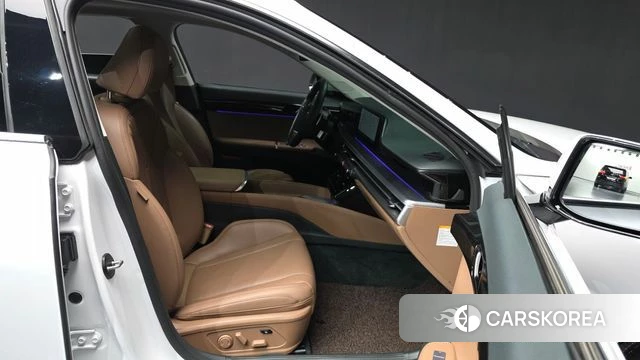 Hyundai Grandeur Hybrid (GN7) 2023 Белый из Кореи, фото 2