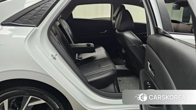 Hyundai The New Avante (CN7) 2025 Белый из Кореи, фото 2