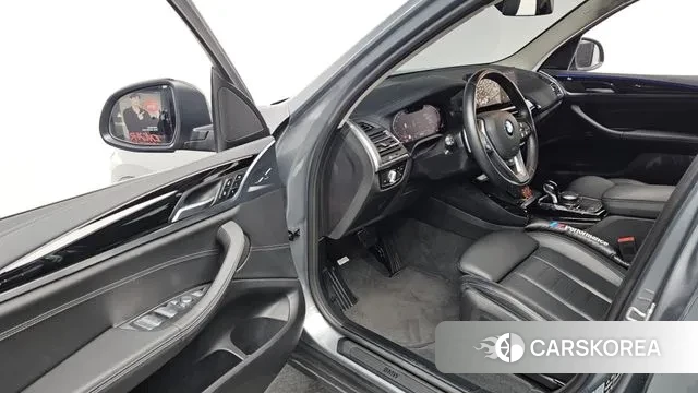 BMW X3 (G01) id 3478419 из Кореи 2