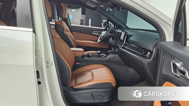 Kia Sportage 5th Generation 2022 Белый из Кореи, фото 2