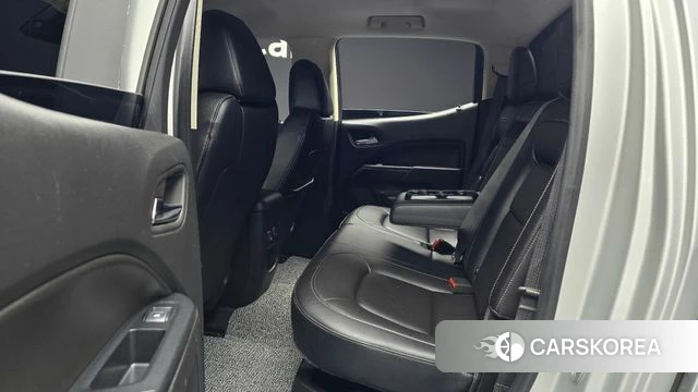 Chevrolet (GM Daewoo) Colorado 2020 Серебряный из Кореи, фото 2