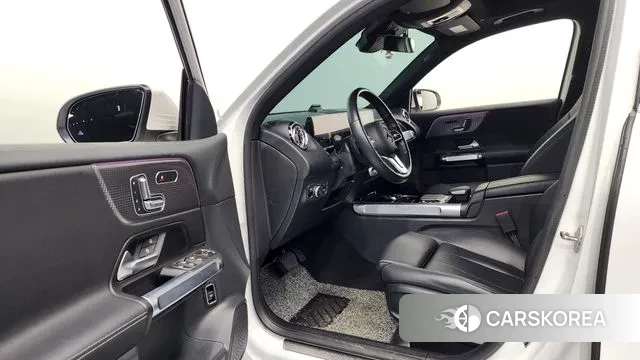 Mercedes-Benz GLB-Class X247 2022 Белый из Кореи, фото 2