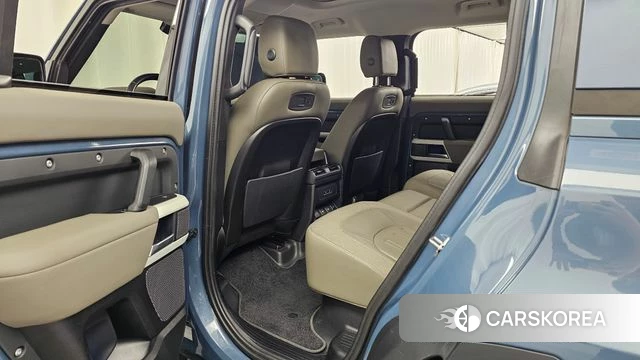 Land Rover Defender (L663) 2020 Небесно-голубой из Кореи, фото 2