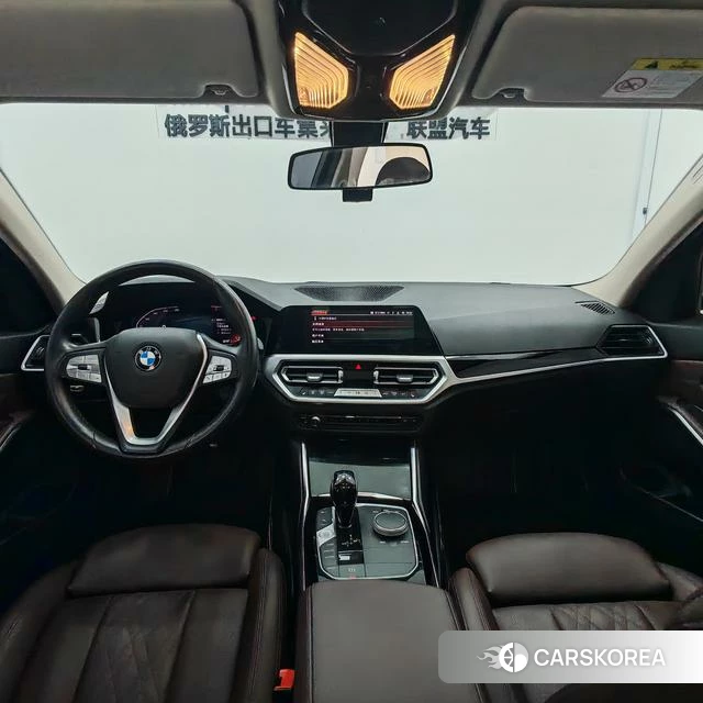 BMW 3 series 2022 Белый из Китая, фото 2
