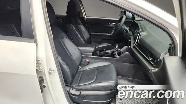 Kia Sportage 5th Generation 2023 Белый из Кореи, фото 2