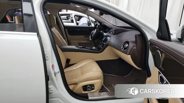 Jaguar All New XJ 2018 Белый из Кореи, фото 2