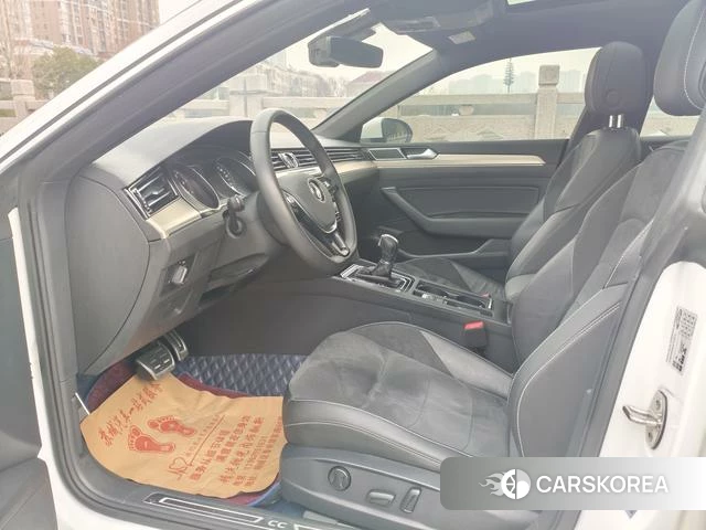 Volkswagen CC 2021 Белый из Китая, фото 2
