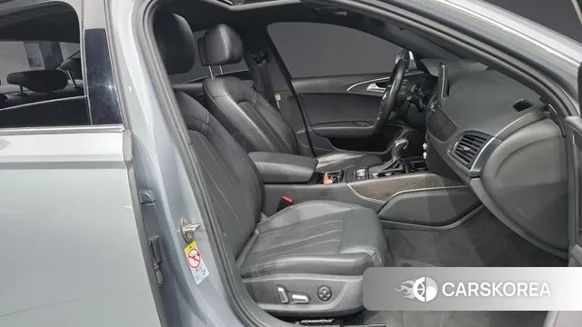 Audi New A6 2018 Светло-серебряный цвет из Кореи, фото 2