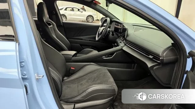 Hyundai The New Avante (CN7) 2025 Небесно-голубой из Кореи, фото 2