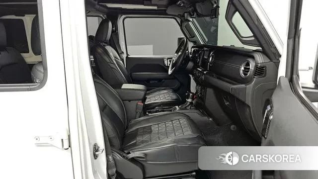 Jeep Wrangler (JL) 2023 Белый из Кореи, фото 2