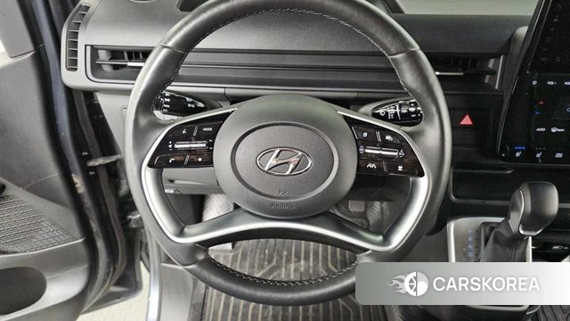 Hyundai Staria 2023 Серый из Кореи, фото 2