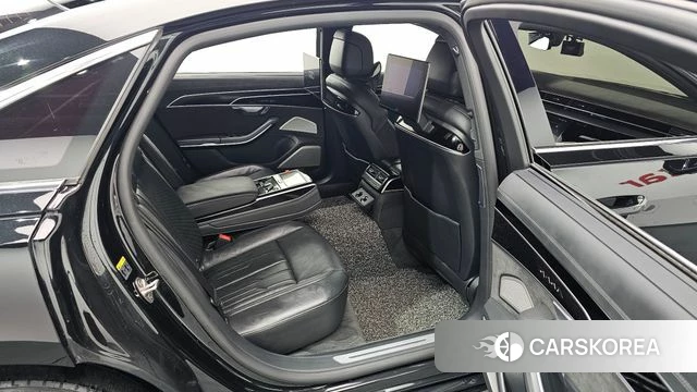 Audi A8 (D5) 2021 Черный из Кореи, фото 2