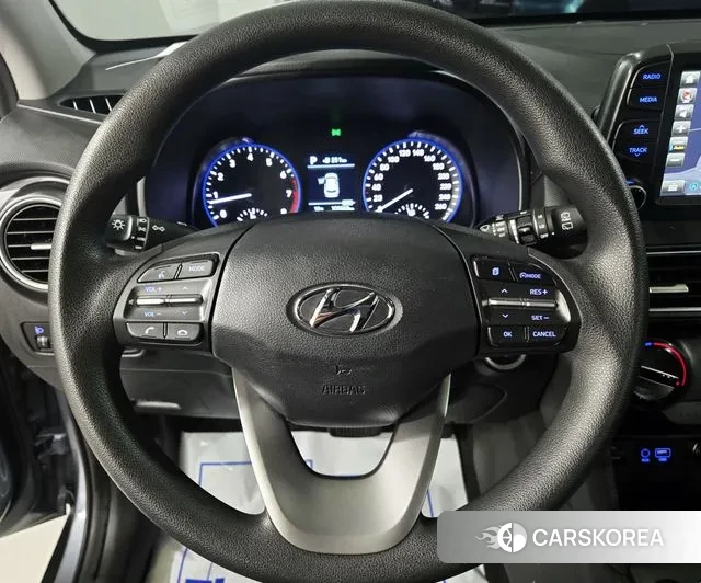 Hyundai Kona 2018 Серебристо-серый из Кореи, фото 2